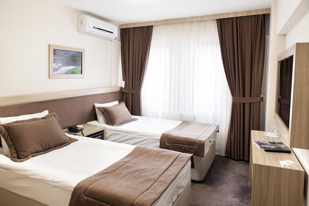 Hotel Emge Istanbul Rum bild