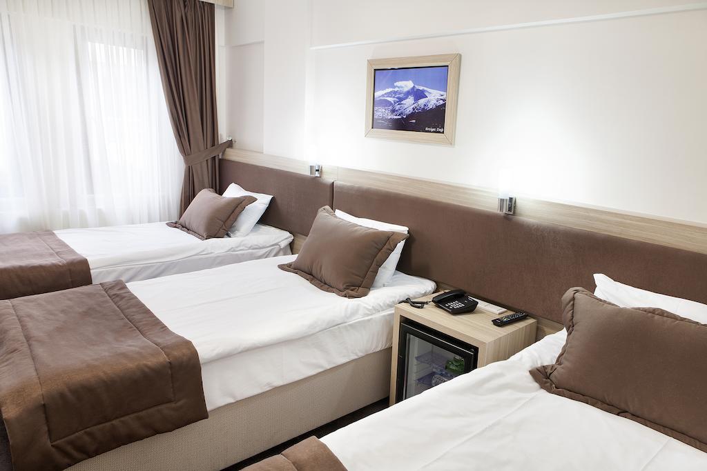 Hotel Emge Istanbul Rum bild
